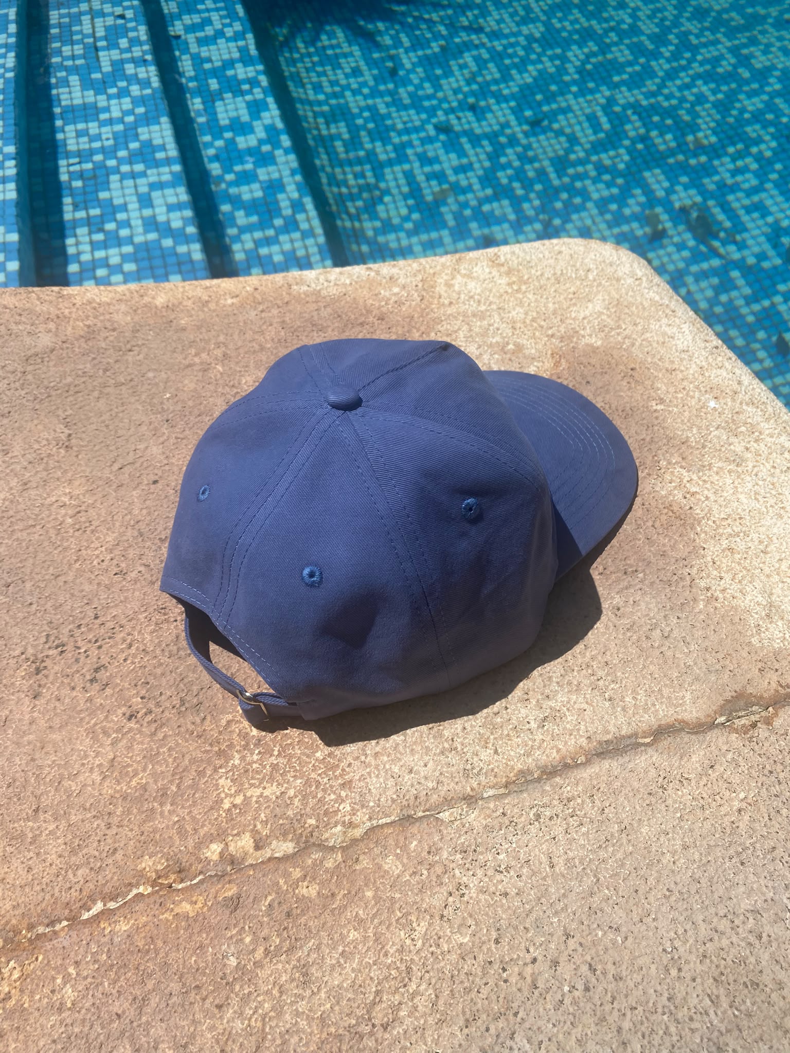 gorra_toi_azul_atras